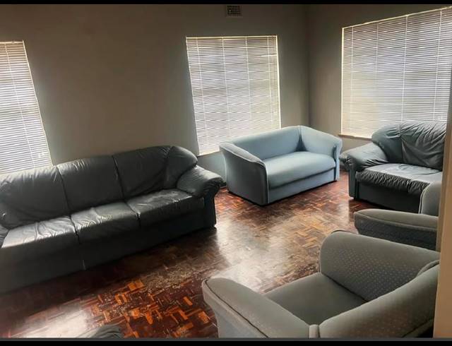 3 BEDROOM PROPERTY TO RENT IN BEREA WEST